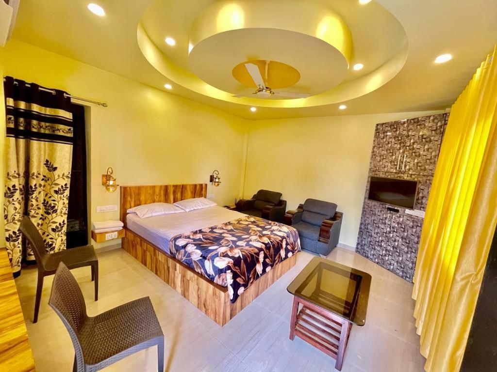 Hotel Saptarang Residency Panhāla Extérieur photo