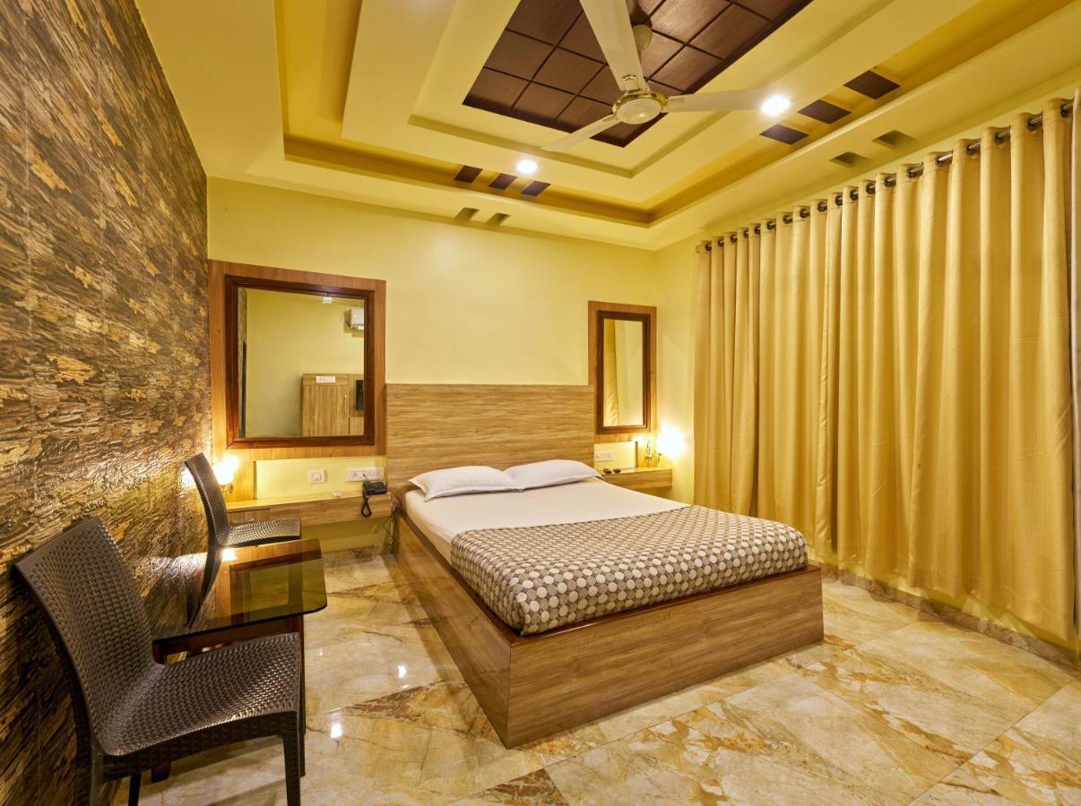 Hotel Saptarang Residency Panhāla Extérieur photo