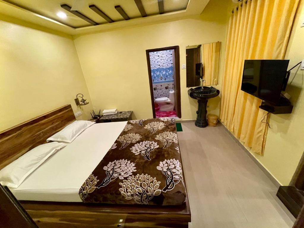 Hotel Saptarang Residency Panhāla Extérieur photo