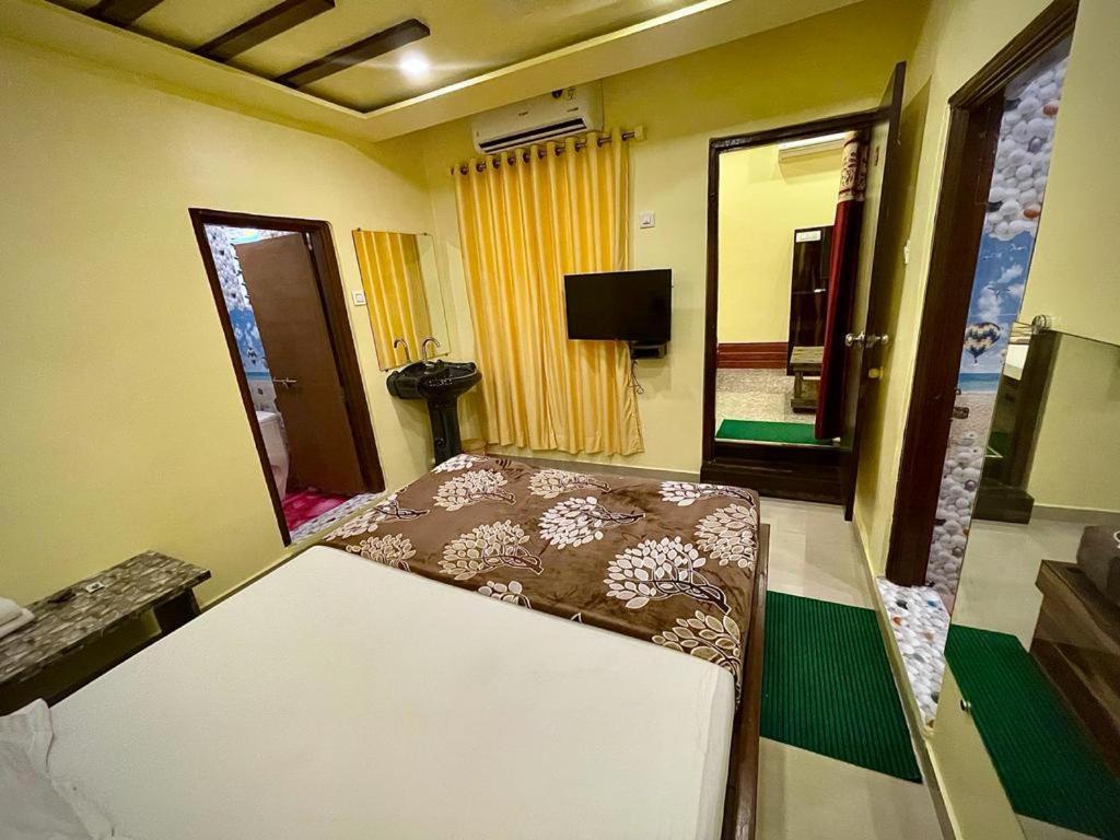 Hotel Saptarang Residency Panhāla Extérieur photo