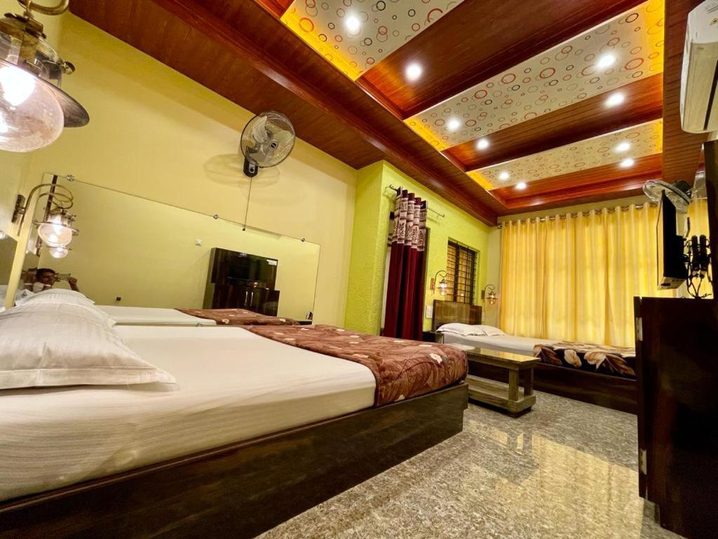 Hotel Saptarang Residency Panhāla Extérieur photo