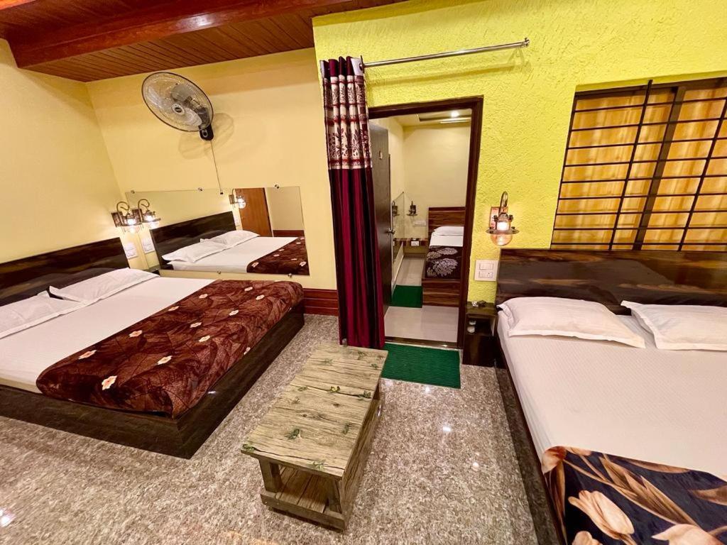 Hotel Saptarang Residency Panhāla Extérieur photo