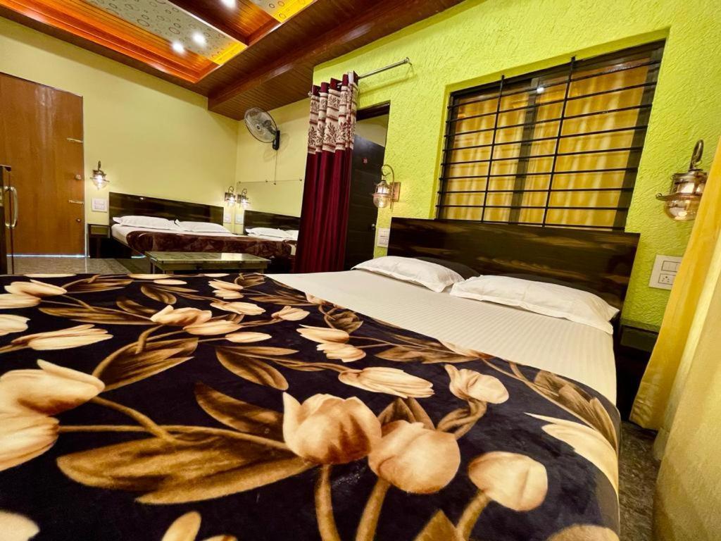 Hotel Saptarang Residency Panhāla Extérieur photo