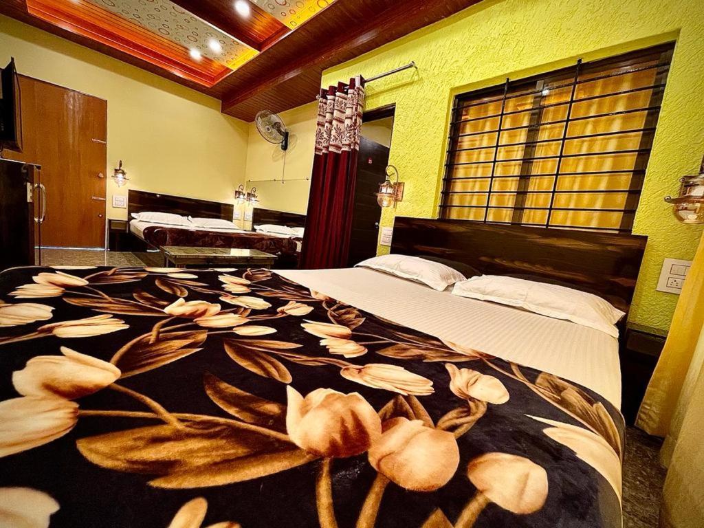 Hotel Saptarang Residency Panhāla Extérieur photo
