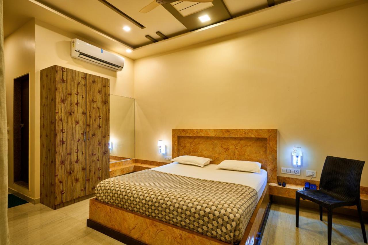 Hotel Saptarang Residency Panhāla Extérieur photo