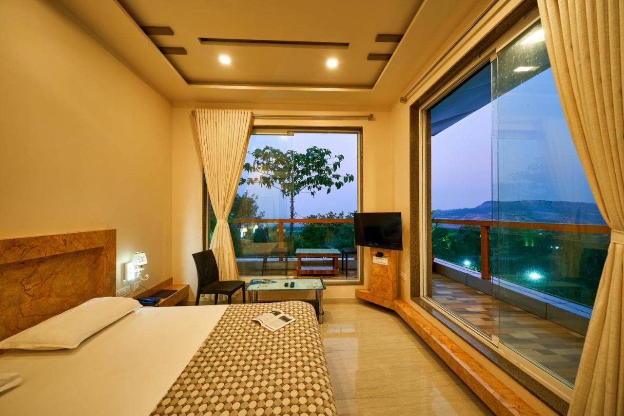 Hotel Saptarang Residency Panhāla Extérieur photo