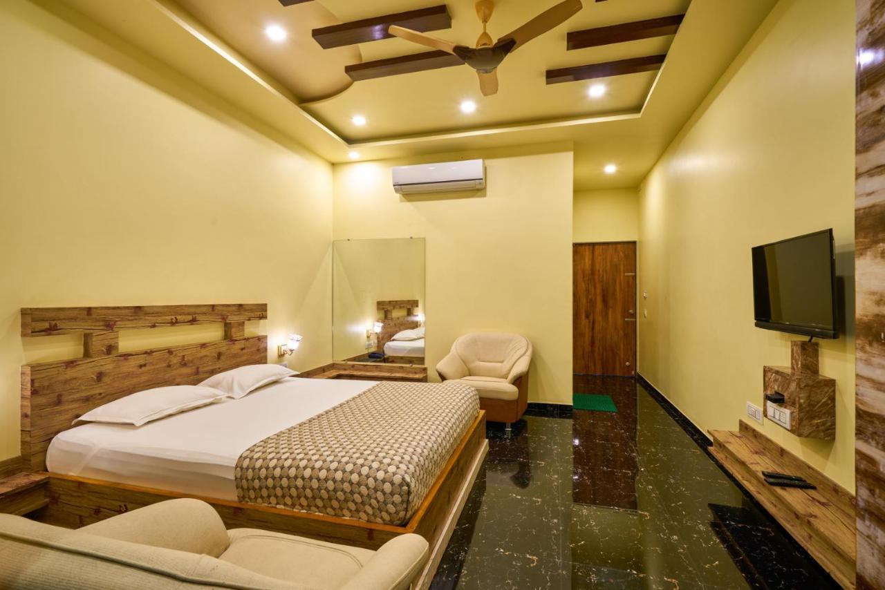 Hotel Saptarang Residency Panhāla Extérieur photo