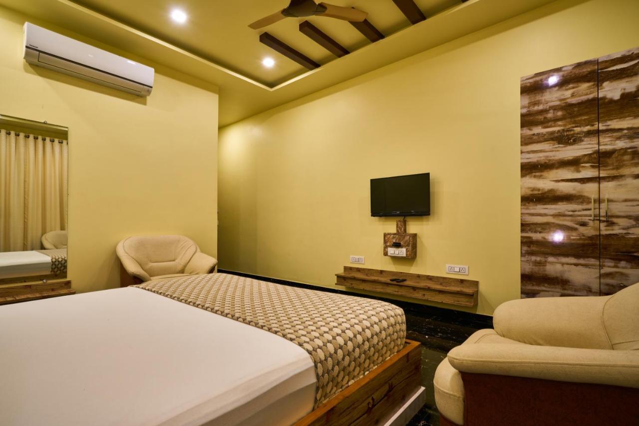 Hotel Saptarang Residency Panhāla Extérieur photo