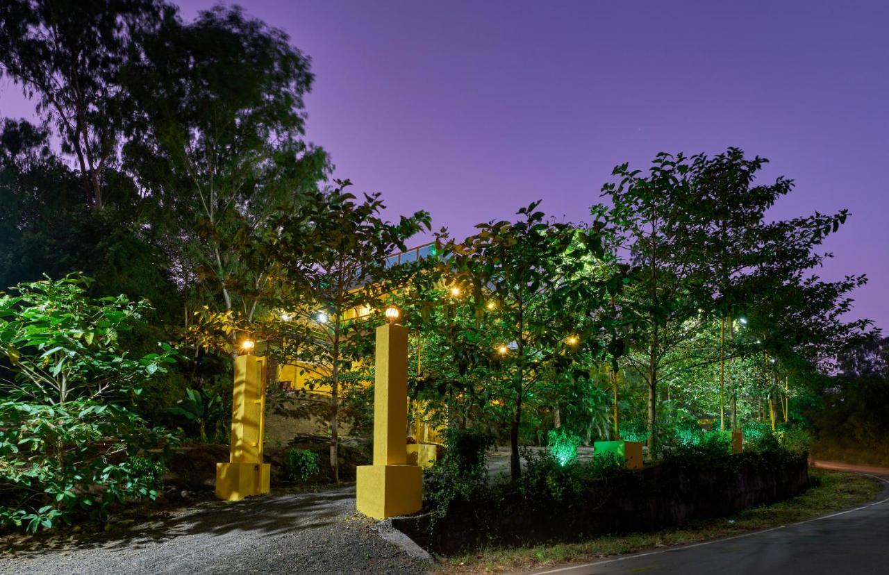 Hotel Saptarang Residency Panhāla Extérieur photo